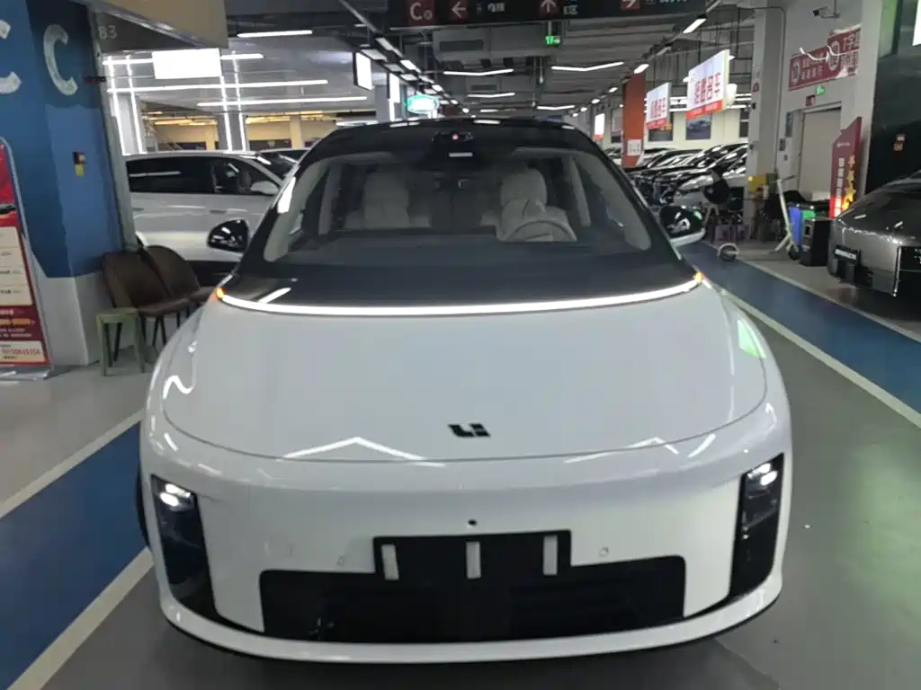 Li Auto Li i8 — миниатюра 3