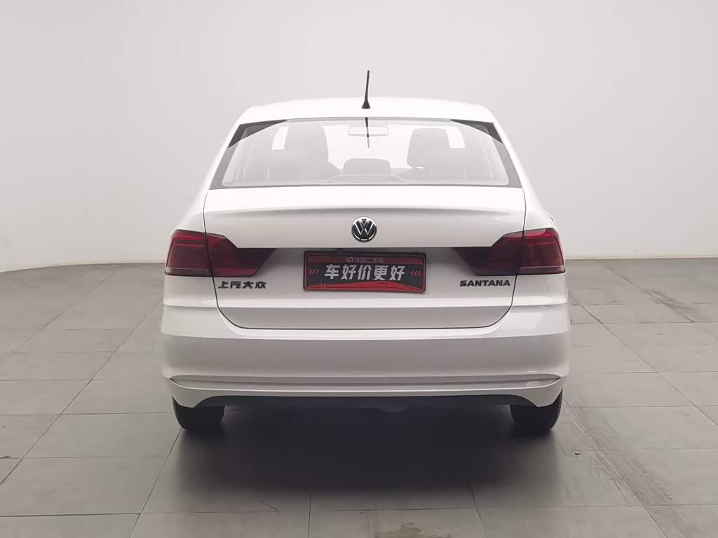 Volkswagen Santana 1.5 л 2022 г. Белый, пробег 39200 км
