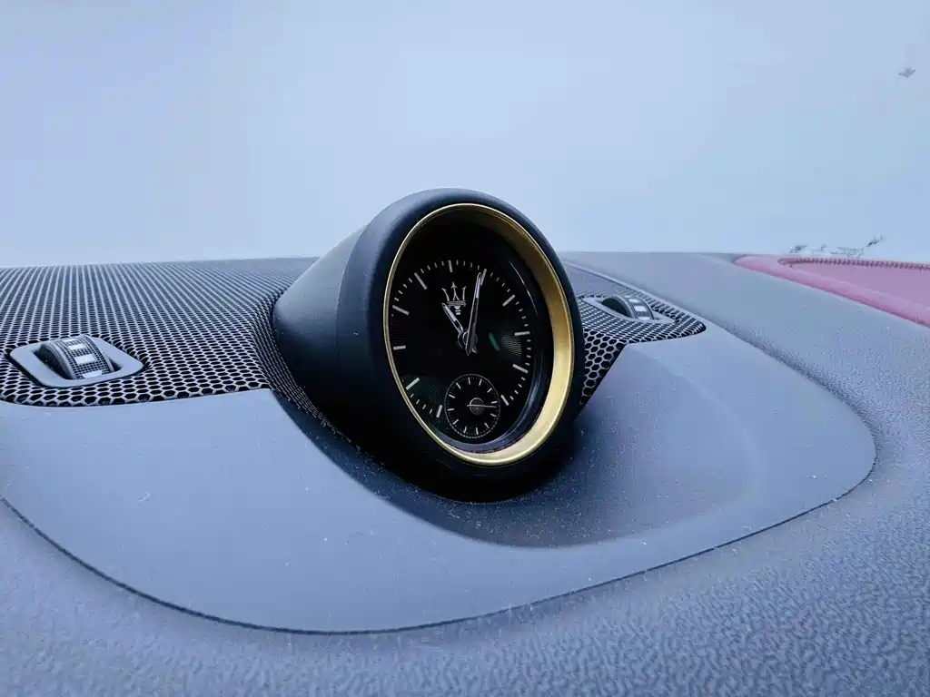 Maserati Levante — миниатюра 16