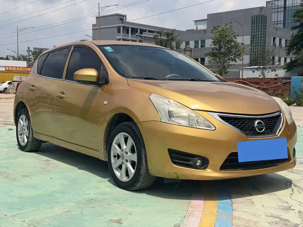 Nissan Tiida — миниатюра 4