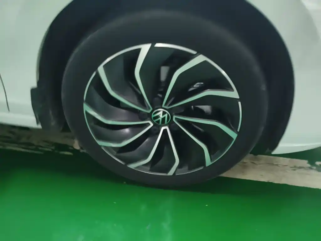 Volkswagen Golf — миниатюра 12
