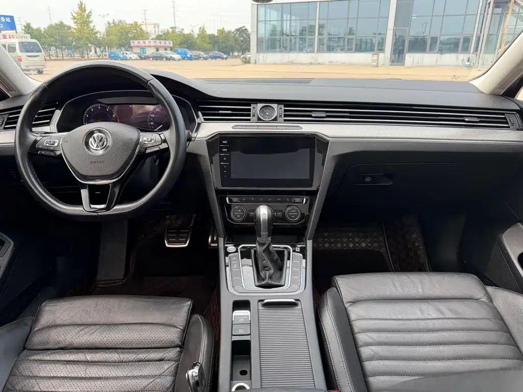 Volkswagen Viloran — миниатюра 8
