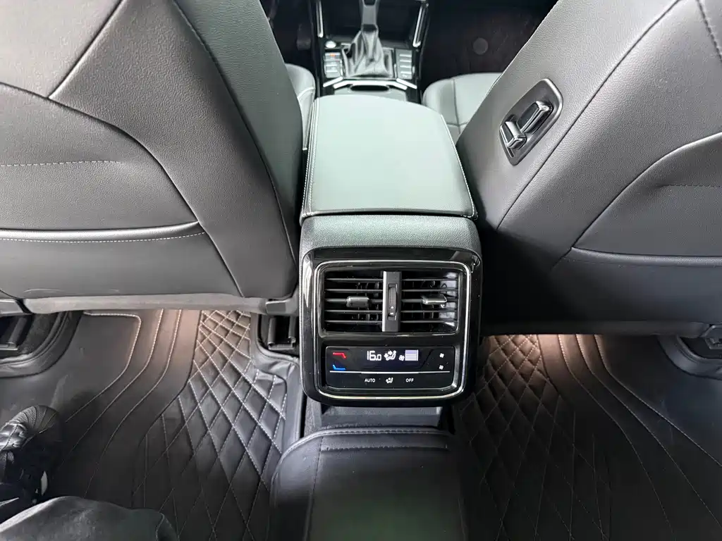 Volkswagen Passat — миниатюра 17