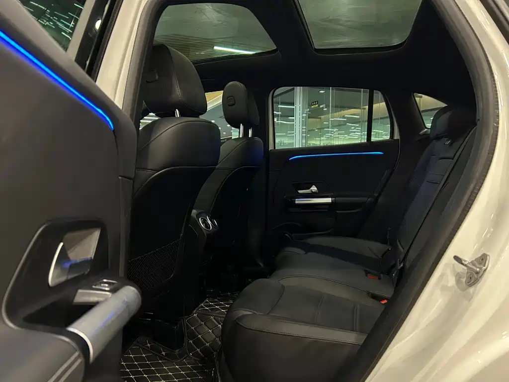 Mercedes-Benz GLA 2023 GLA 200