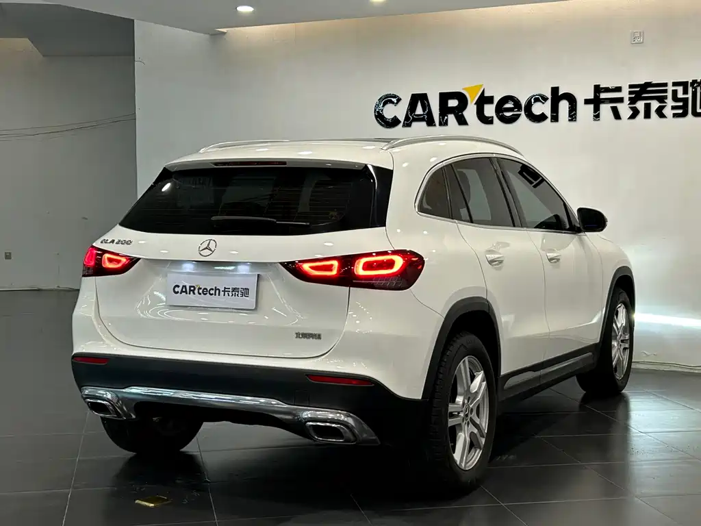 Mercedes-Benz GLA 2023 GLA 200