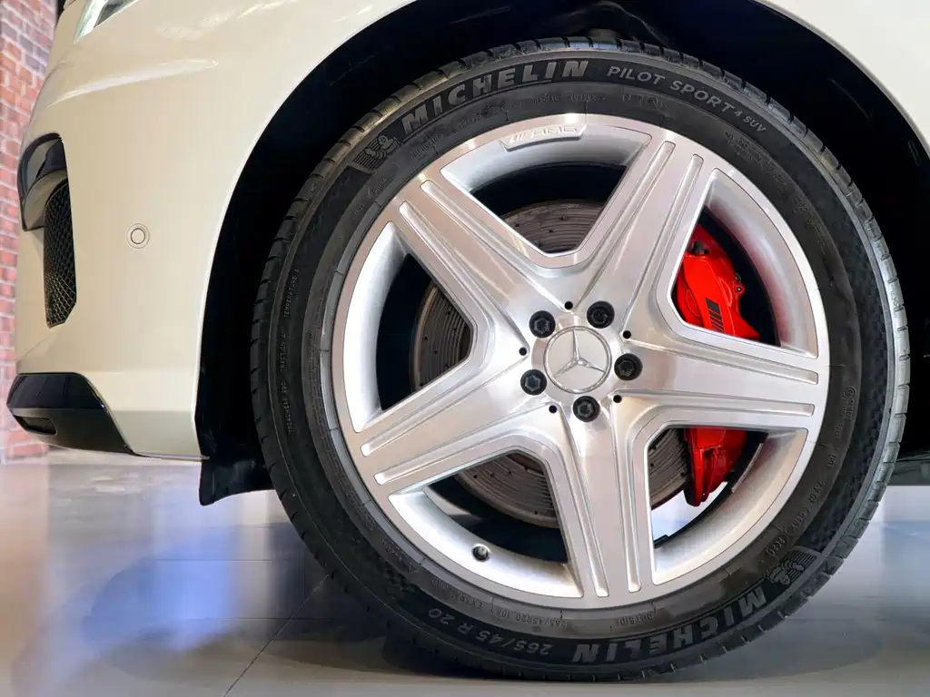 Mercedes-Benz M-Class AMG — миниатюра 23