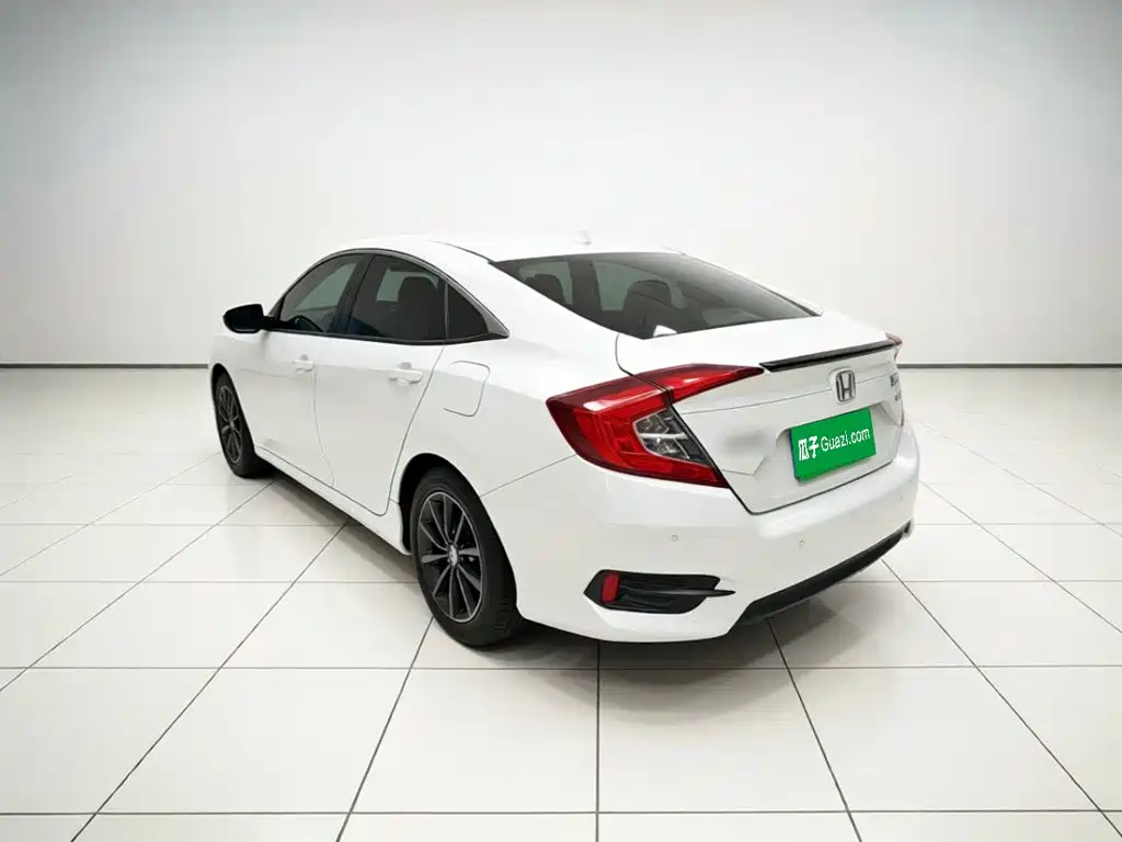 Honda Civic — миниатюра 4