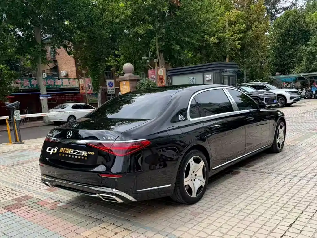 Mercedes-Benz S-Class — миниатюра 4