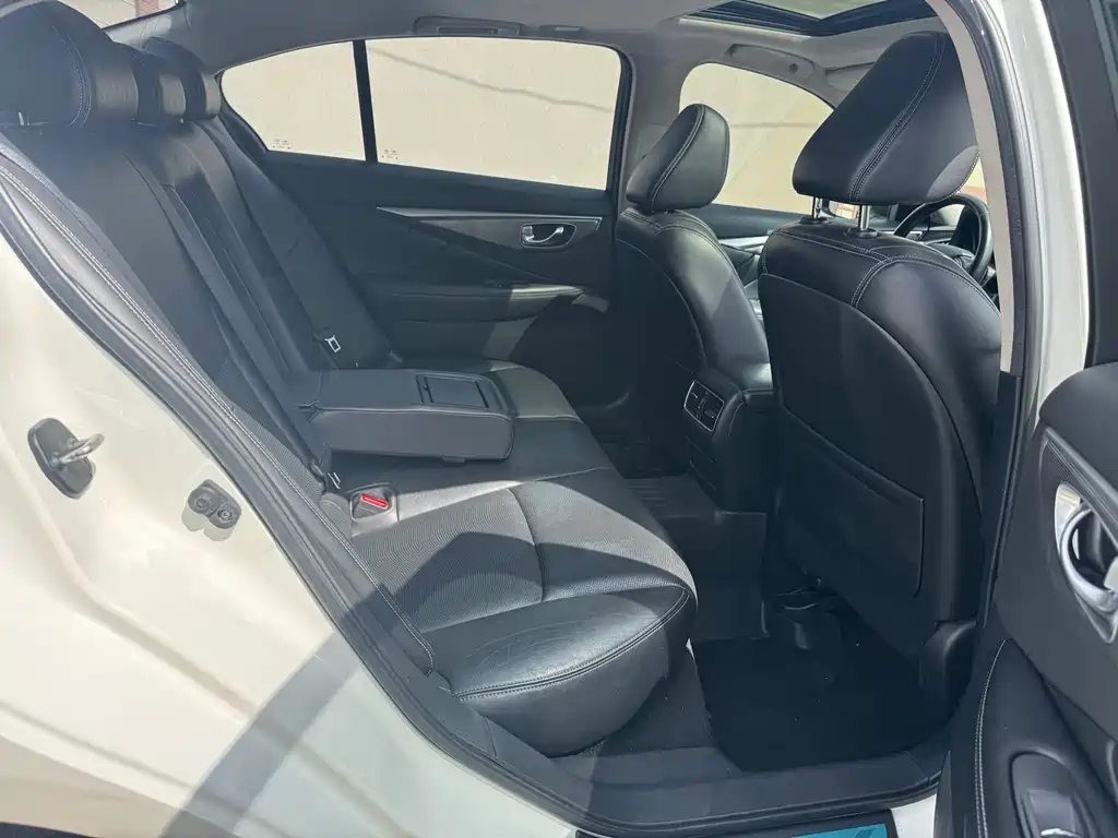 Infiniti Q50L — миниатюра 22