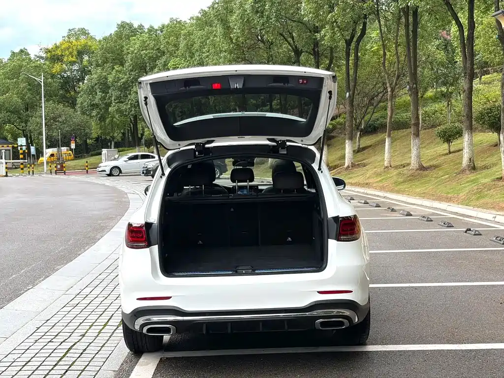 Mercedes-Benz GLC — миниатюра 10