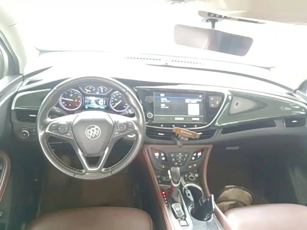 Buick Envision Plus — миниатюра 10