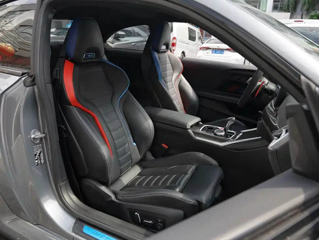 BMW M2 — миниатюра 6