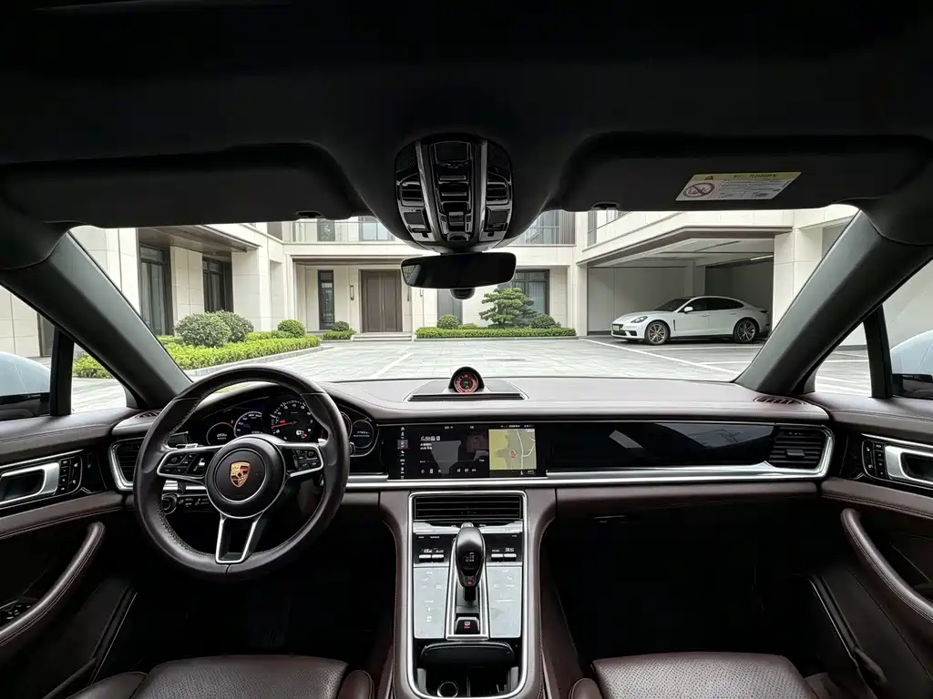 Porsche Panamera — миниатюра 4