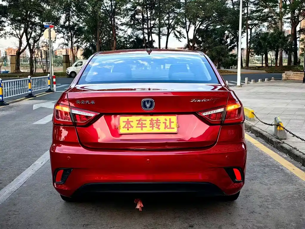Changan Eado DT — миниатюра 9