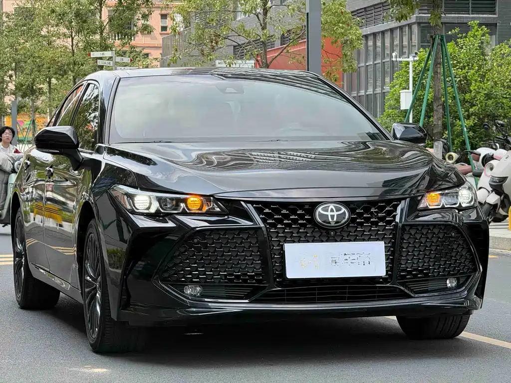 TOYOTA ASIAN DRAGON