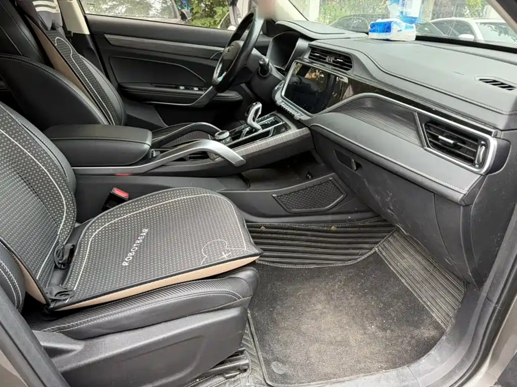 Geely Boyue — миниатюра 21