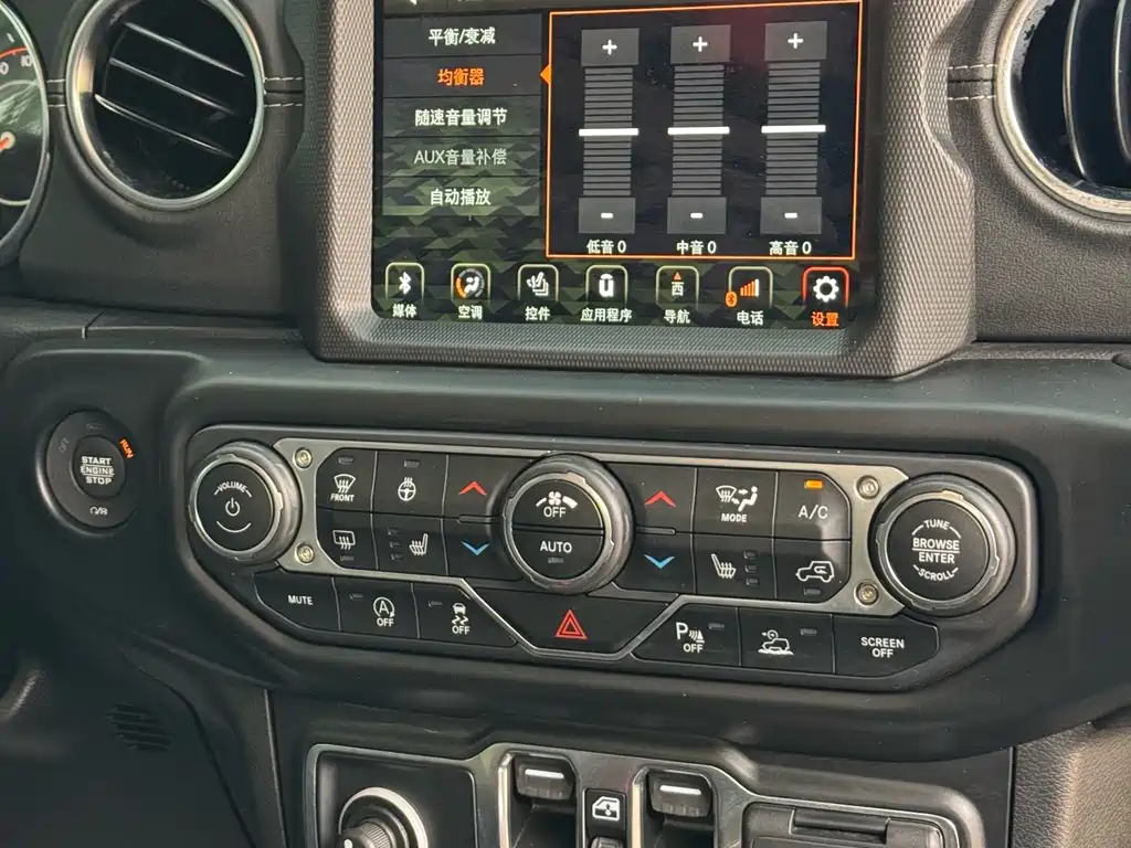 Jeep Gladiator — миниатюра 23