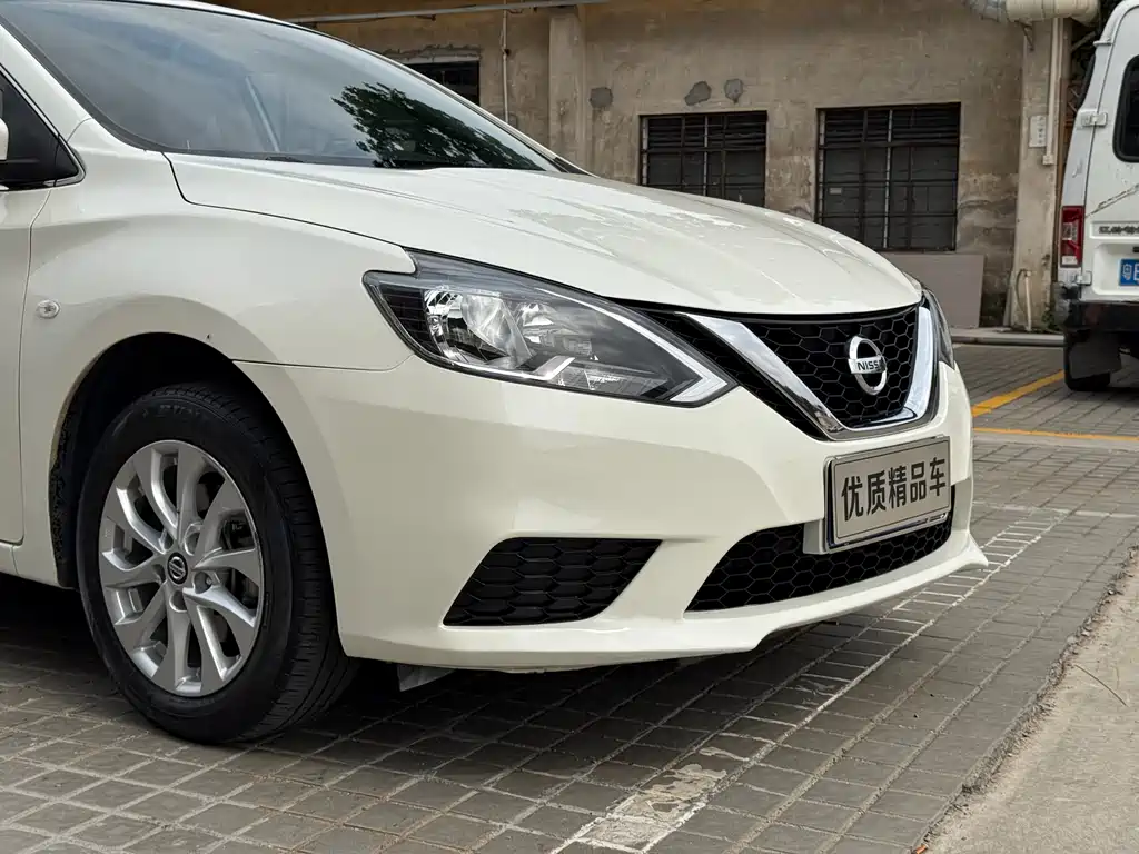 NISSAN XUAN YI