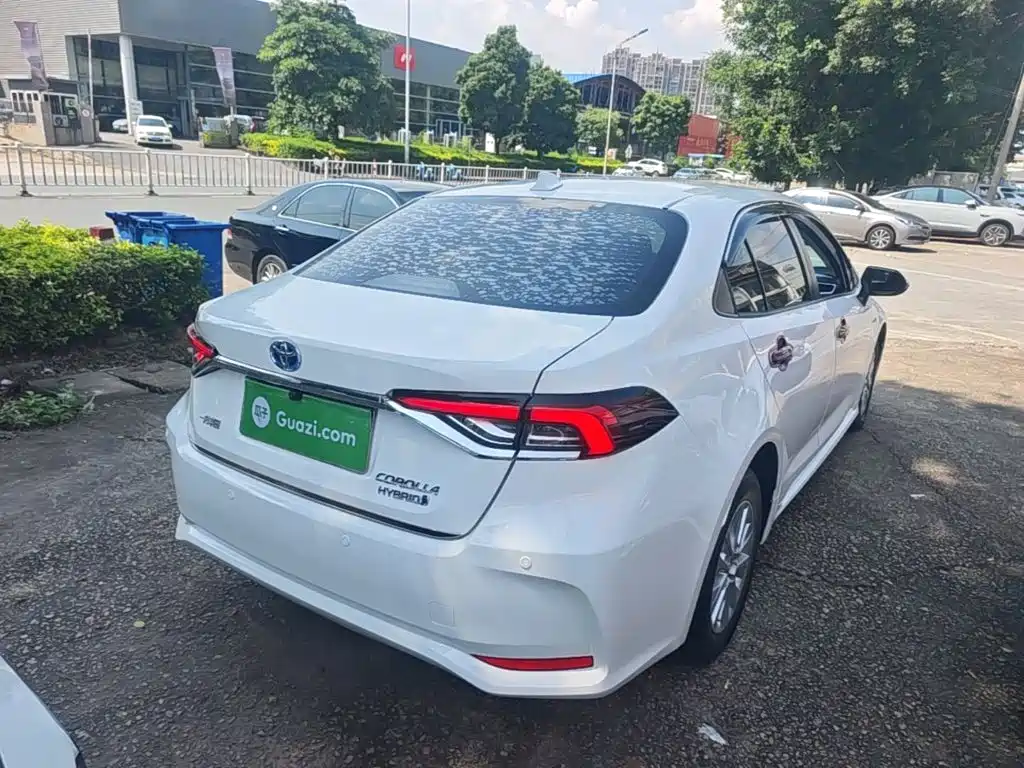 Toyota Corolla — миниатюра 7