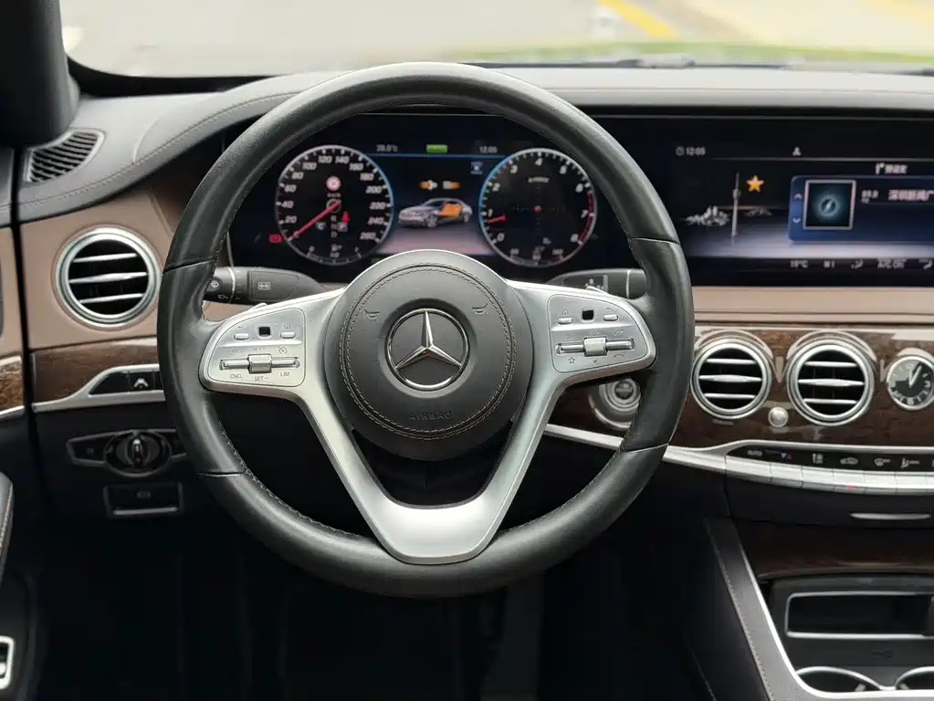 Mercedes-Benz S-Class — миниатюра 6