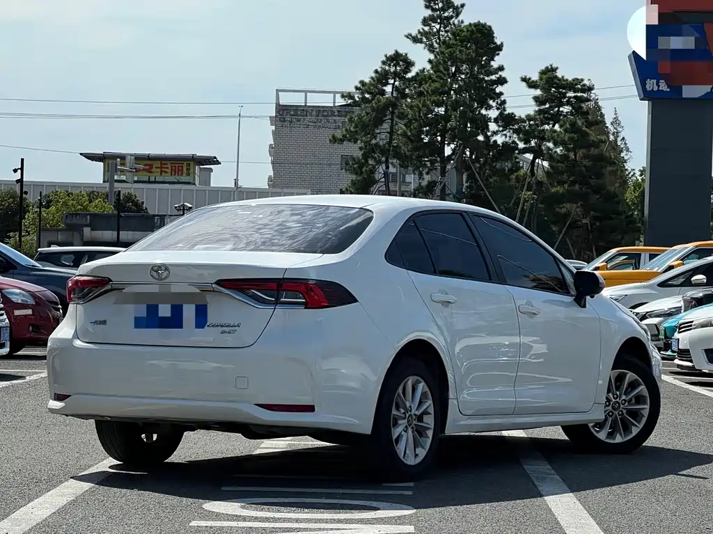 Toyota Corolla — миниатюра 9