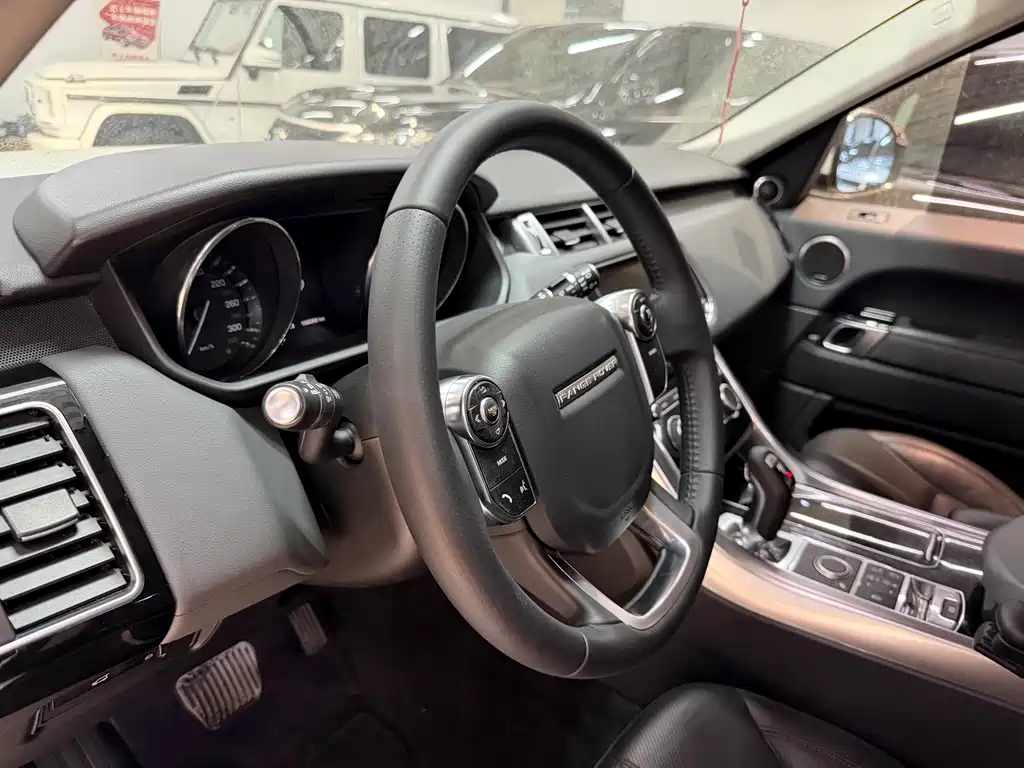 Land Rover Range Rover Sport 2015 3.0 SC V6 HSE