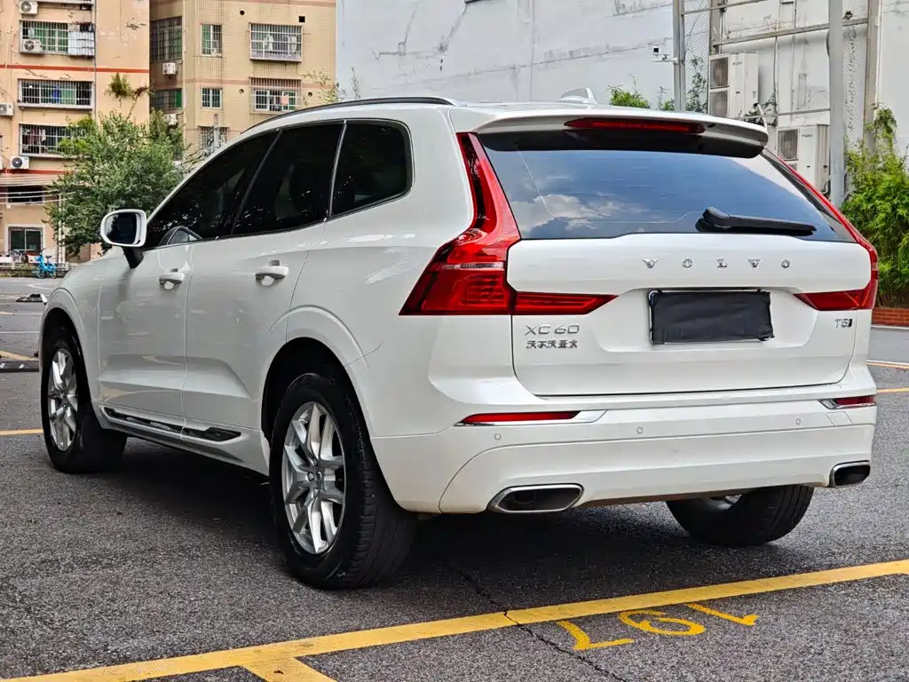 Volvo XC60 — миниатюра 7