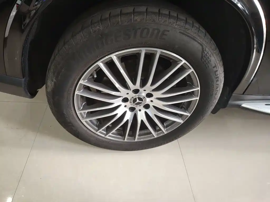 Mercedes-Benz GLC — миниатюра 9