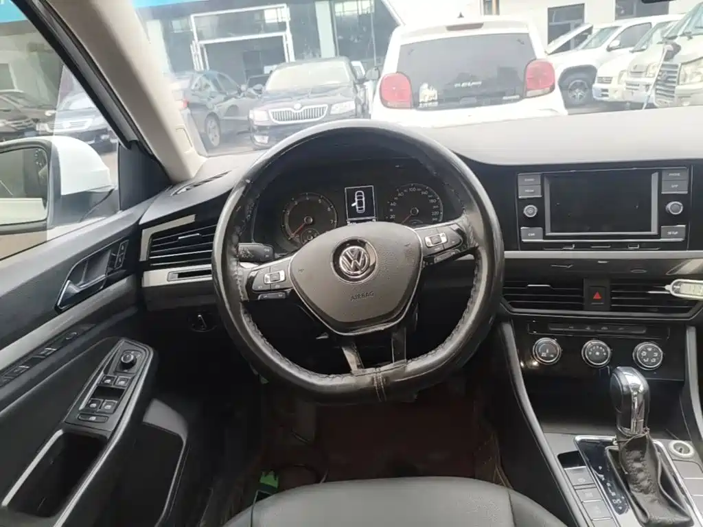 Volkswagen Bora — миниатюра 11