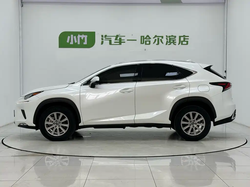 Lexus NX — миниатюра 5