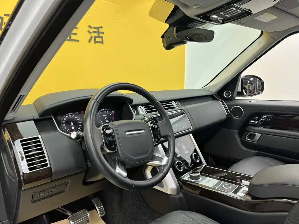 Land Rover Range Rover — миниатюра 35