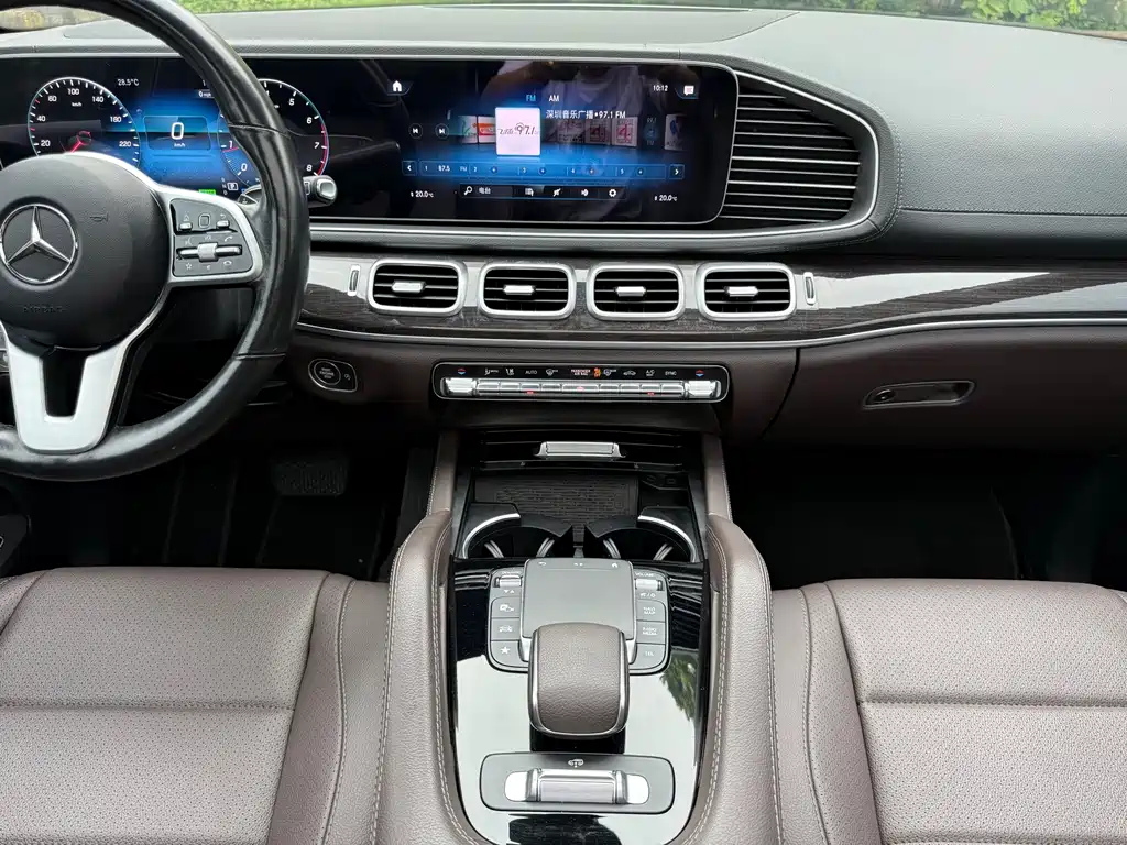 Mercedes-Benz GLS — миниатюра 9