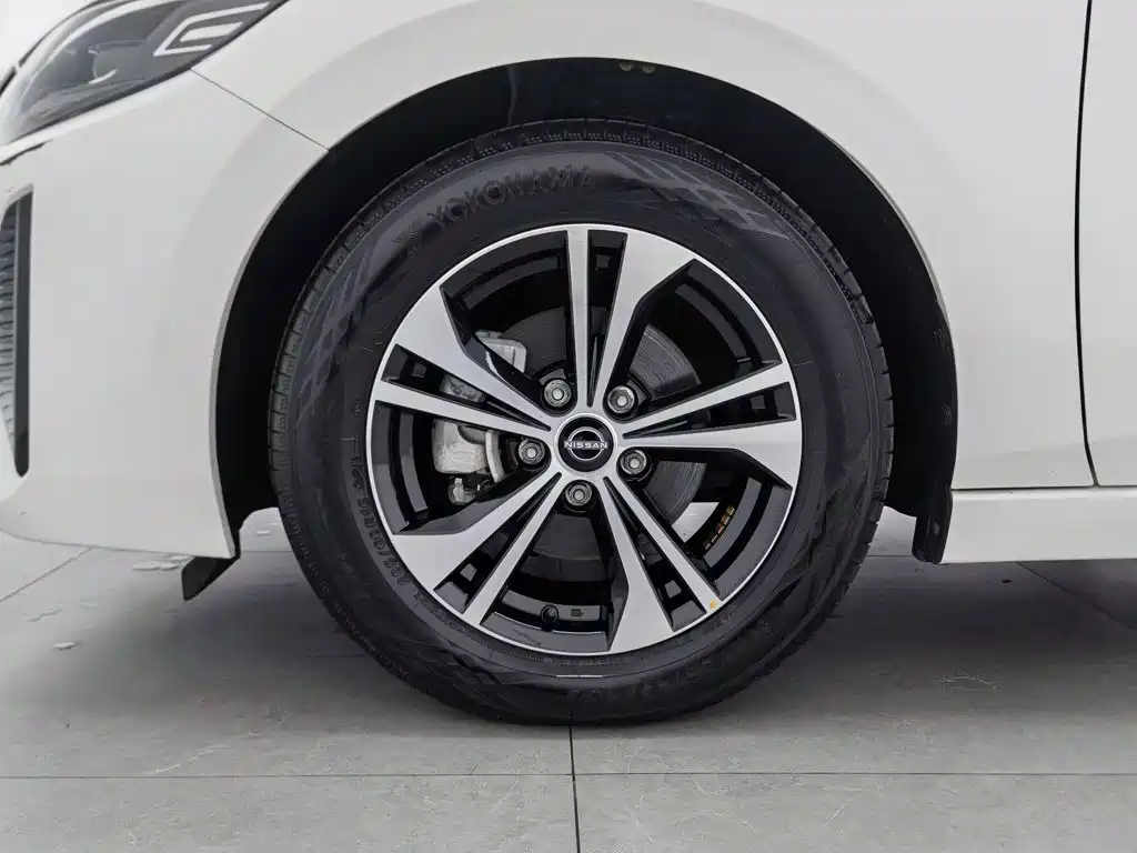 Nissan Sylphy — миниатюра 17