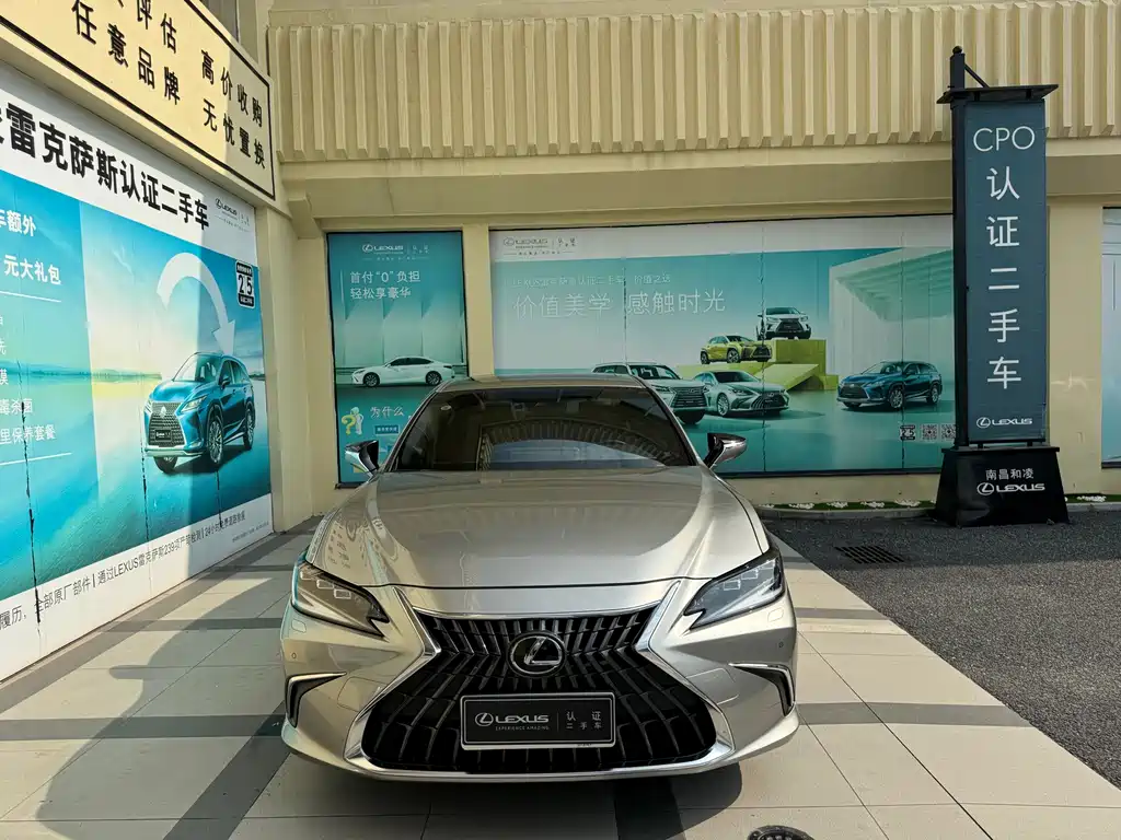 Lexus ES — миниатюра 2