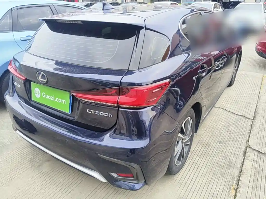 Lexus CT — миниатюра 7