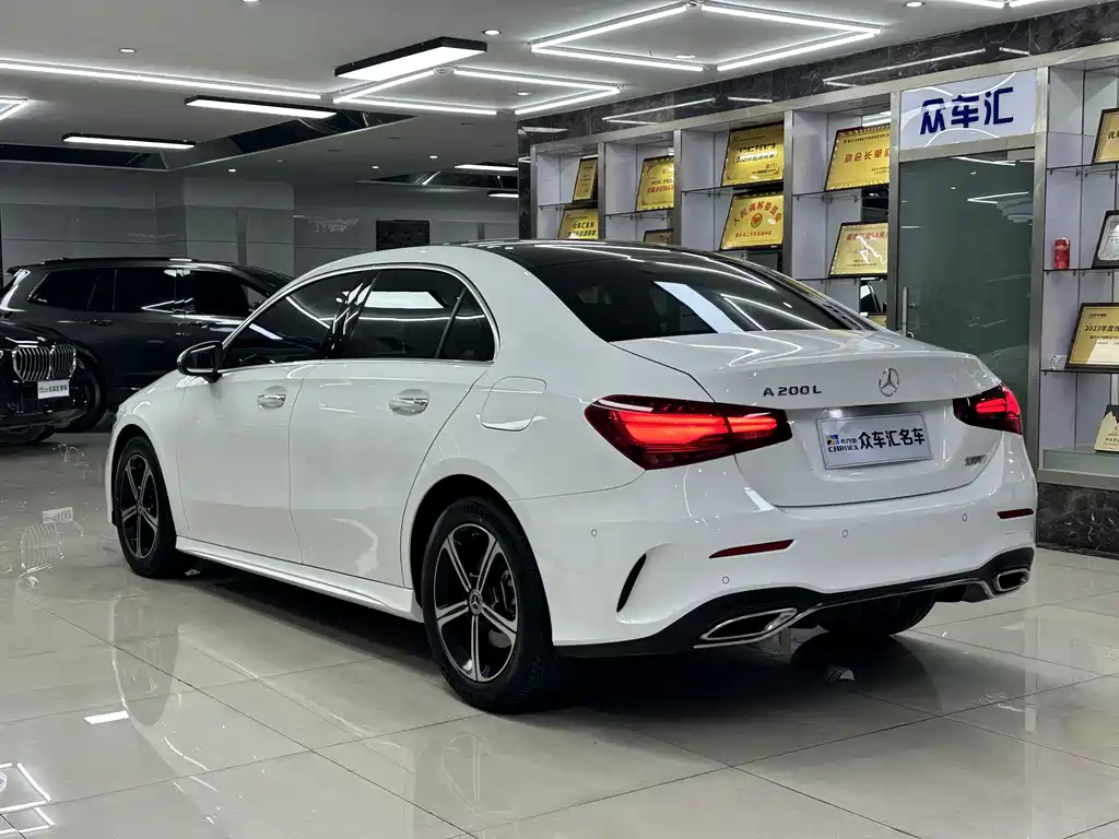Mercedes-Benz A-Class A 2024 A 200 L Fashion