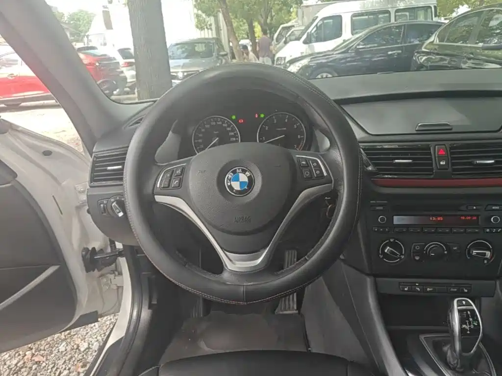 BMW X1 — миниатюра 11