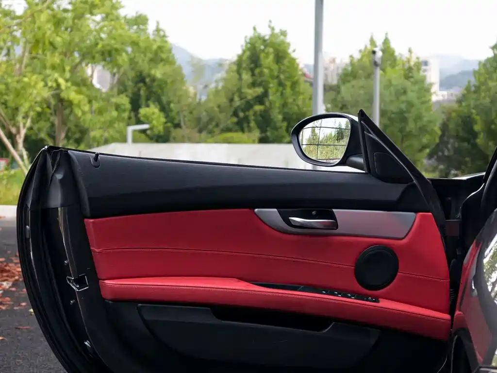 BMW Z4 — миниатюра 8