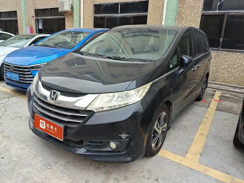 Honda Odyssey 2016