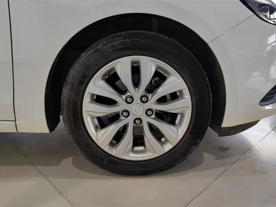 Buick Excelle 2021 1.5L AT Elite