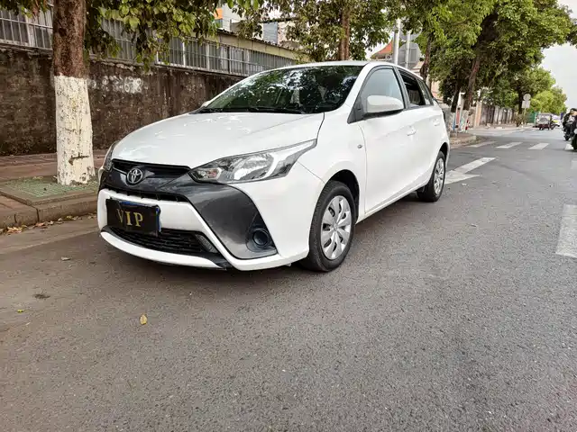 TOYOTA YARIS L ZHIXUAN