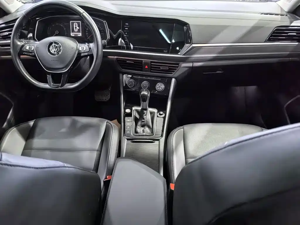 Volkswagen Sagitar — миниатюра 7