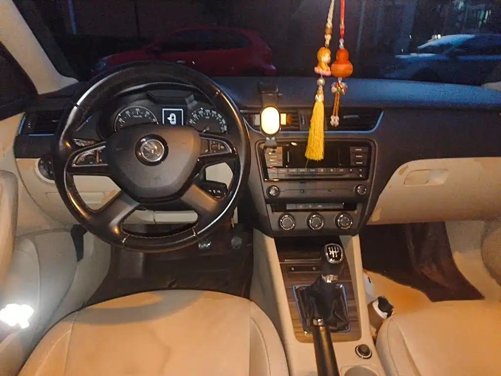 Skoda Octavia — миниатюра 13