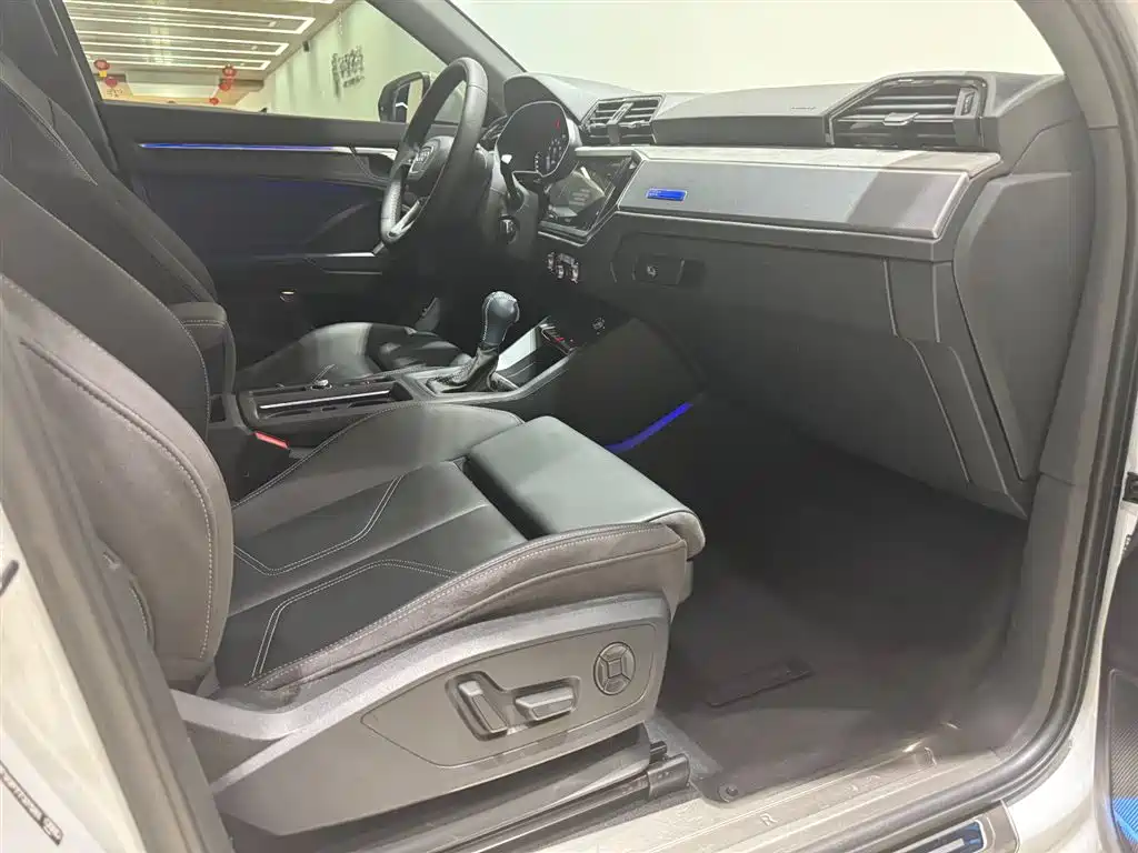 Audi Q3 — миниатюра 18