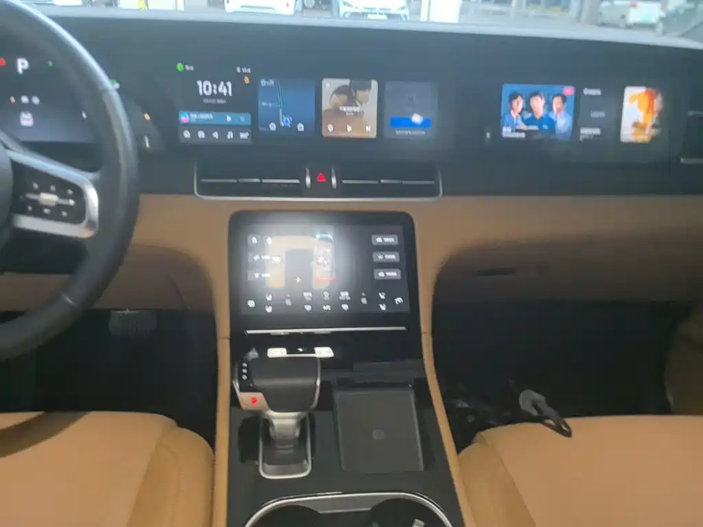 Li Auto Li ONE — миниатюра 13