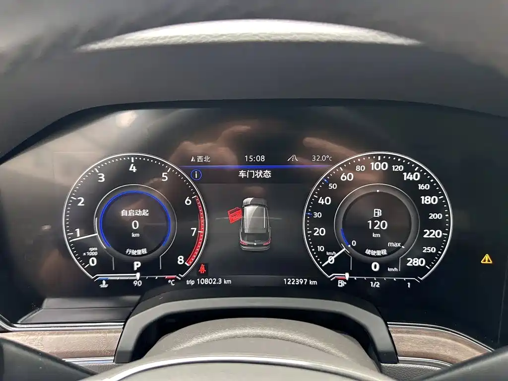 Volkswagen Touareg — миниатюра 14