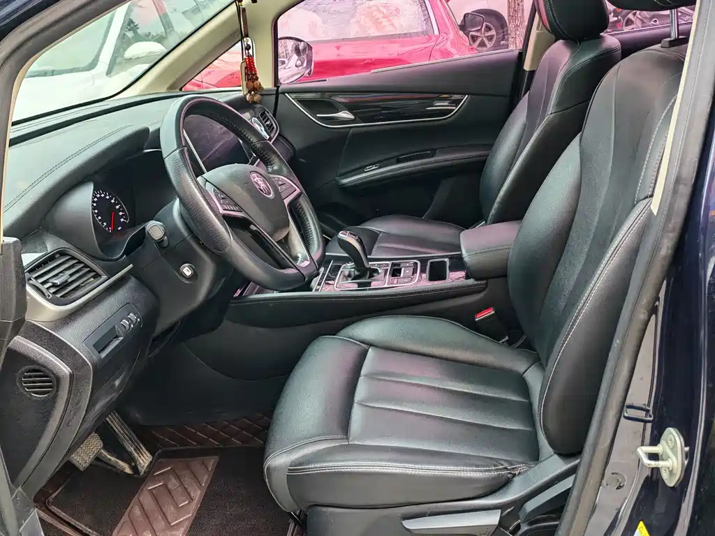 BYD Song MAX MAX 2019 1.5T AT 7 мест VI