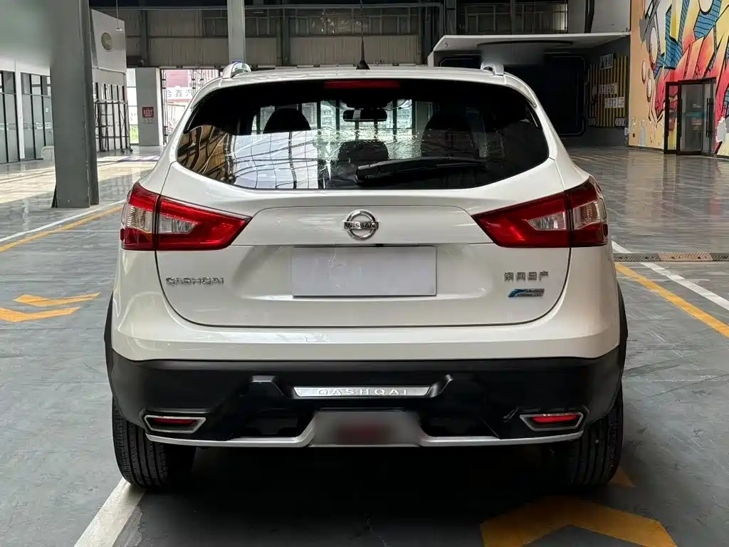 Nissan Qashqai — миниатюра 5