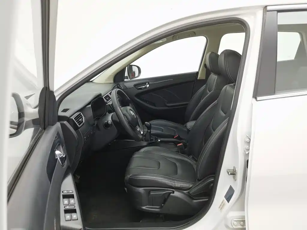Dongfeng 580 2020 1.8L MT Comfort