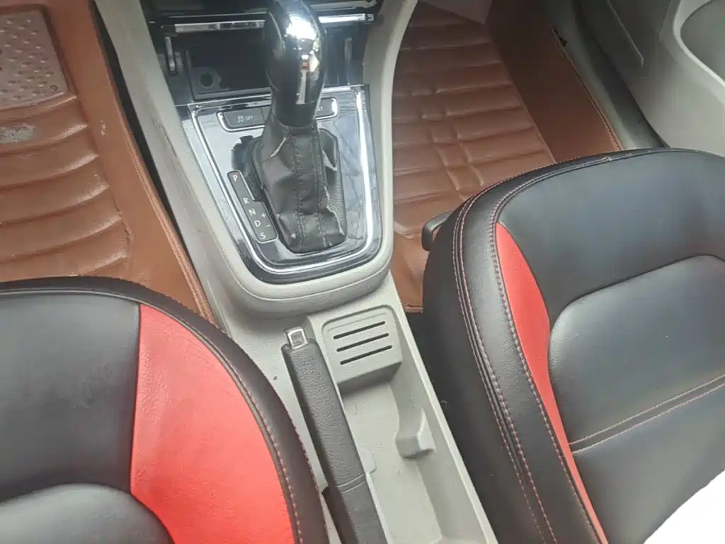 Volkswagen Bora — миниатюра 14